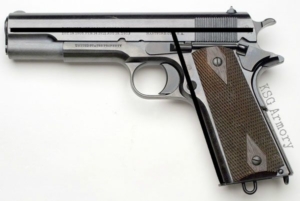 1911GripAngle